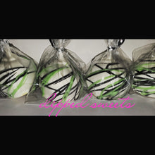 Load image into Gallery viewer, Cake Pops (12)