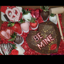 Load image into Gallery viewer, Valentines Day Smash Heart + sweets
